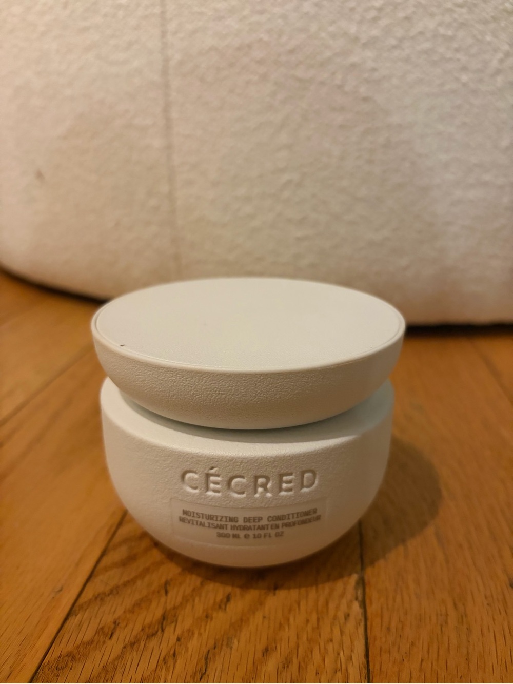 Cécred Hydrating Shampoo & Nourishing Haircare Set in Cream - Picture 3 of 5